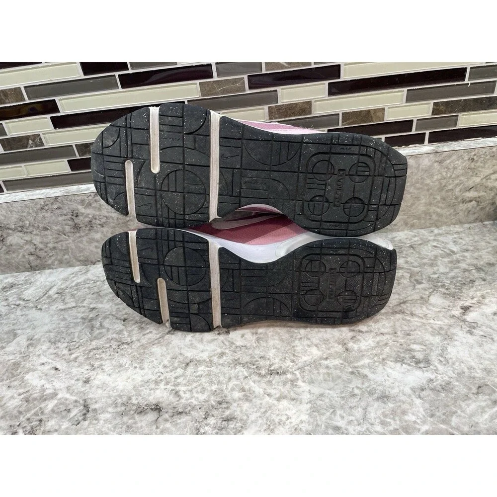 Nike pair gently